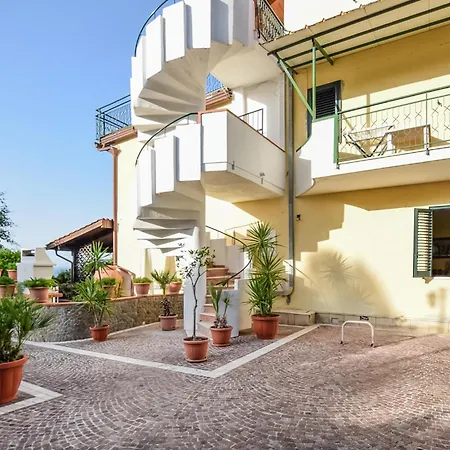 2 Bedroom In Castellabate -sa- *