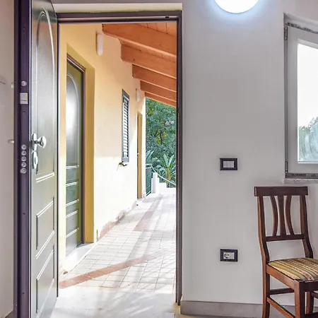 2 Bedroom In Castellabate -sa- בית נופש סנטה מריה די קסטלבאטה